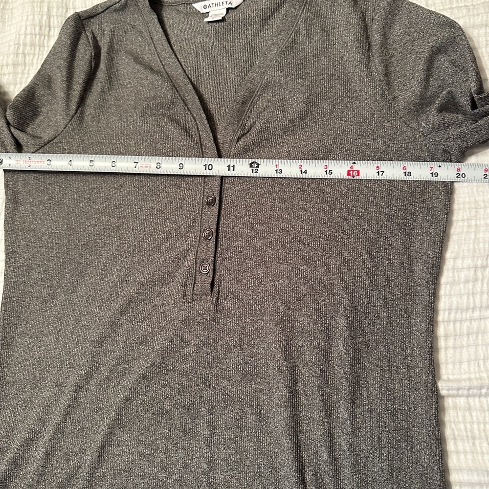 Athleta Uptempo Women’s Grey Ribbed Henley Top - Size L - Picture 11 of 12
